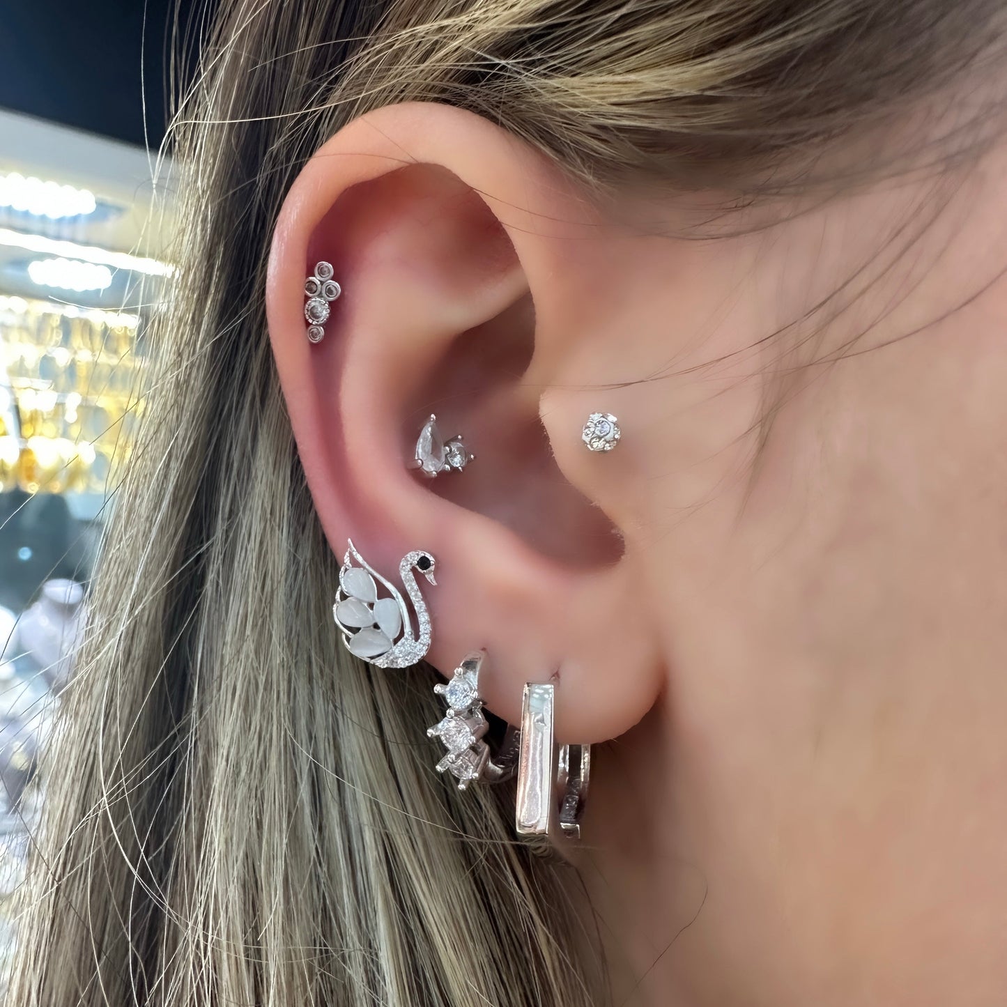 Cat Eye Swan Earring