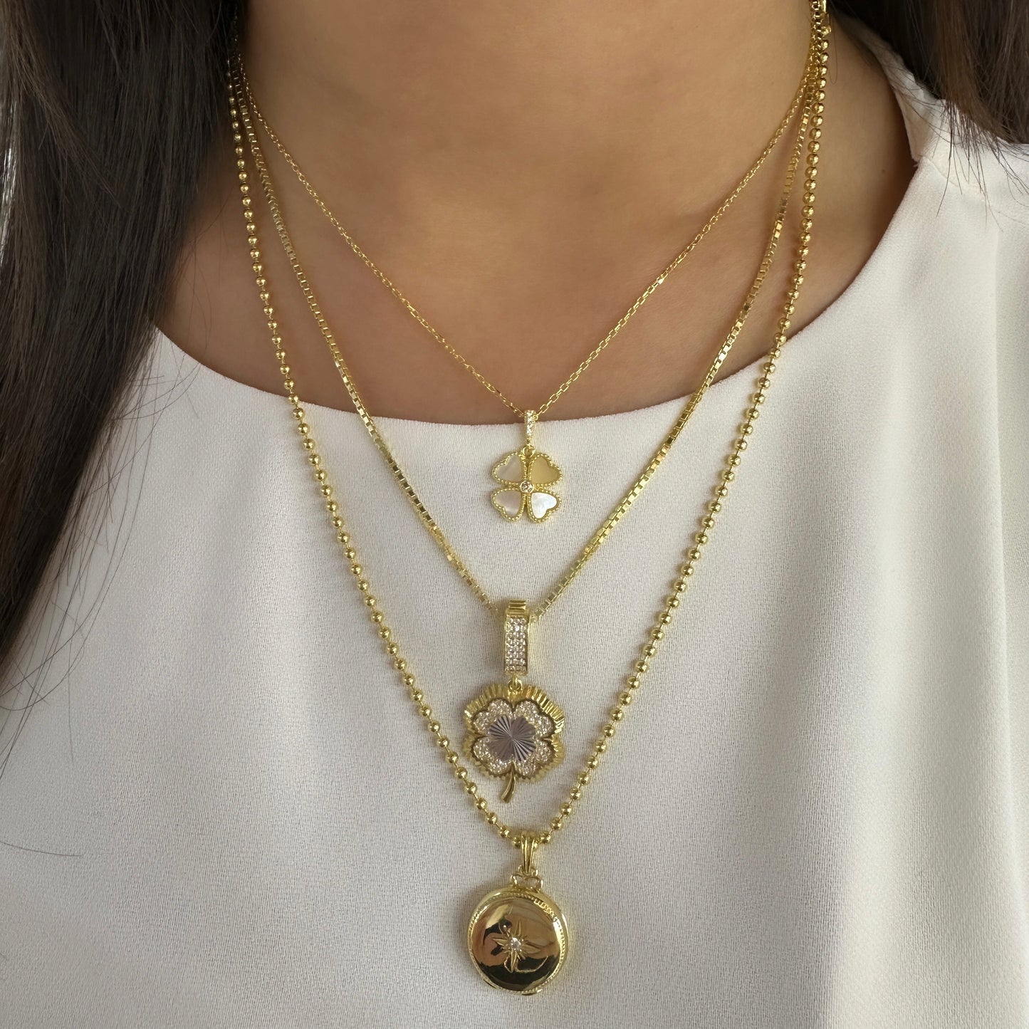 Clover Model Necklace