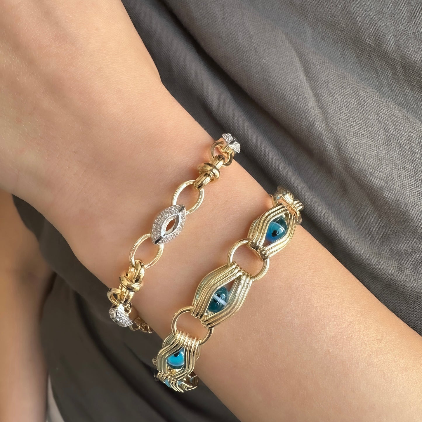 Mussel Model Stone Hollow Bracelet