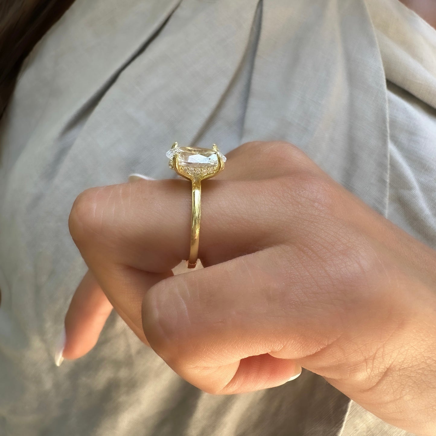 Oval Ring