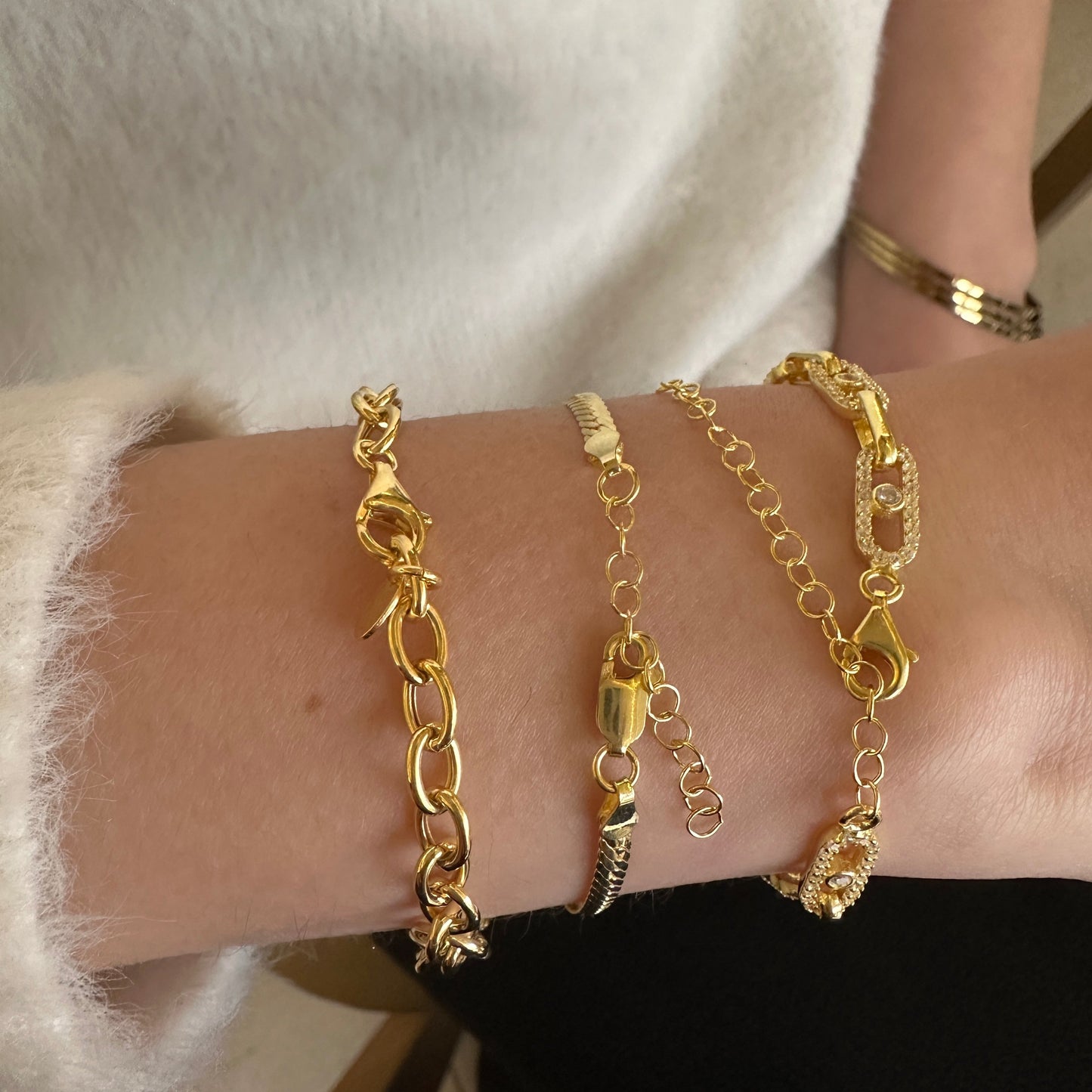 Gala Drop Baguette Bracelet