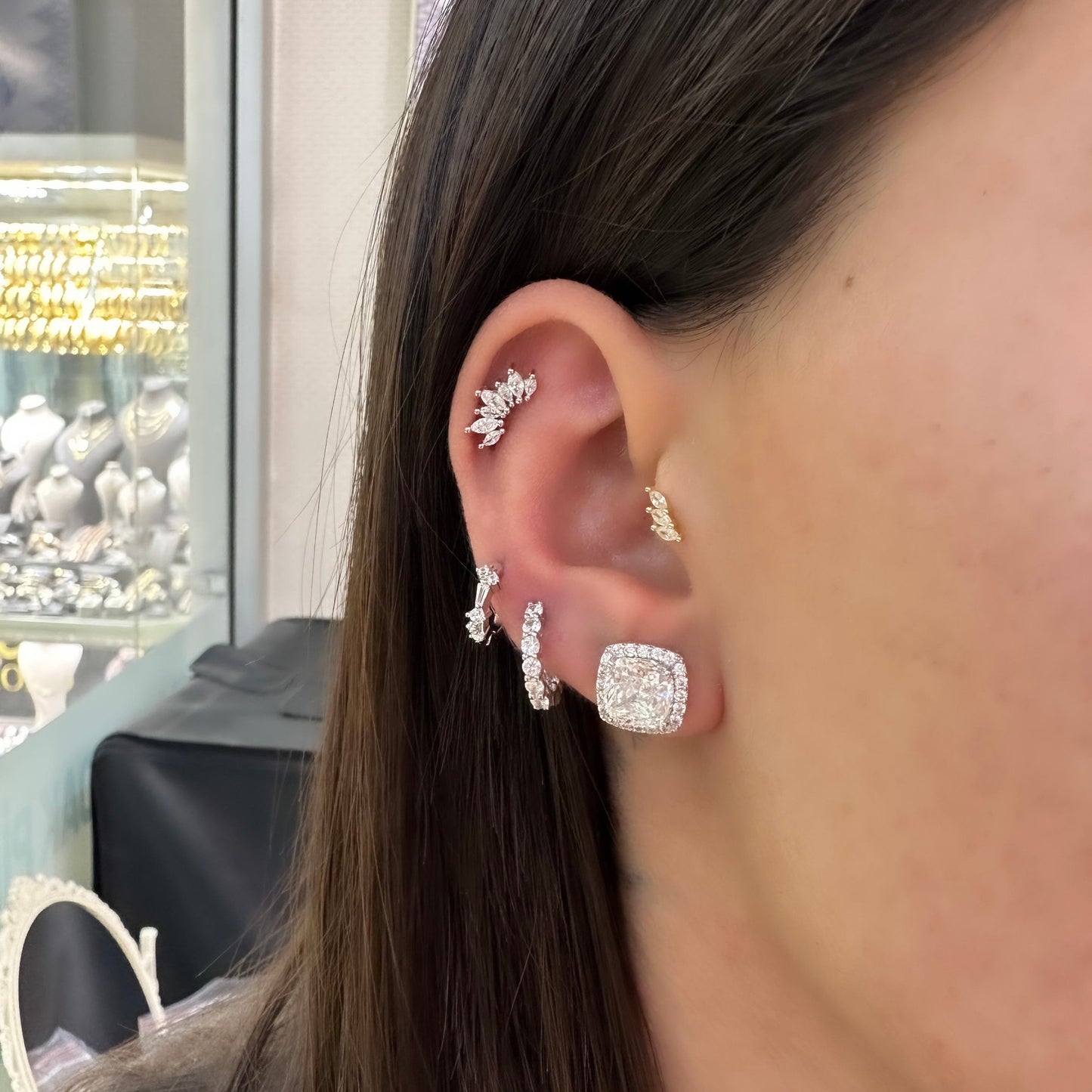 G-Color Stone Pin Earring