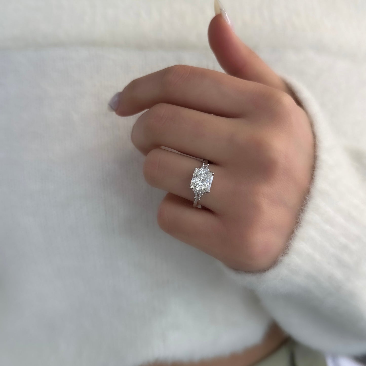 Square G-Color Ring