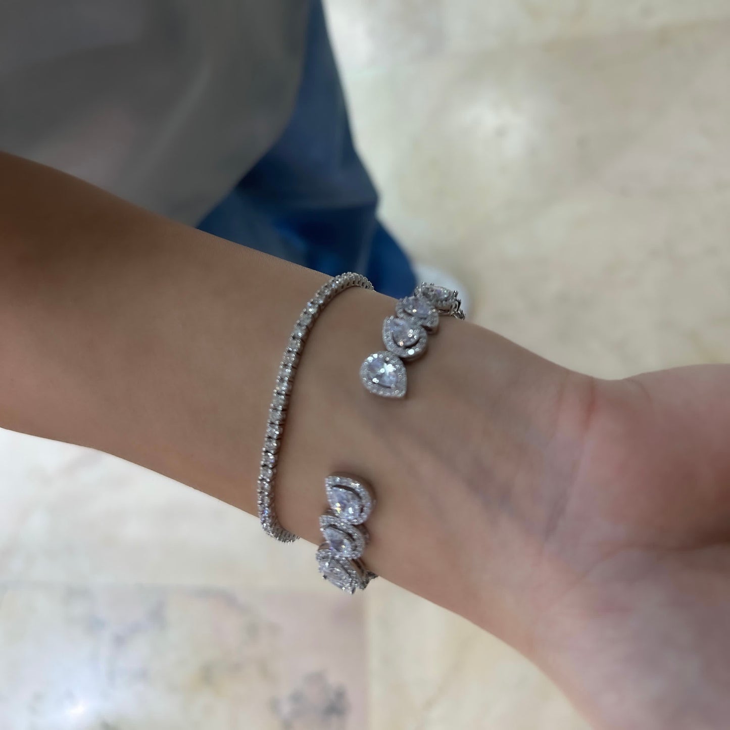 Drop Stone Model Bracelet