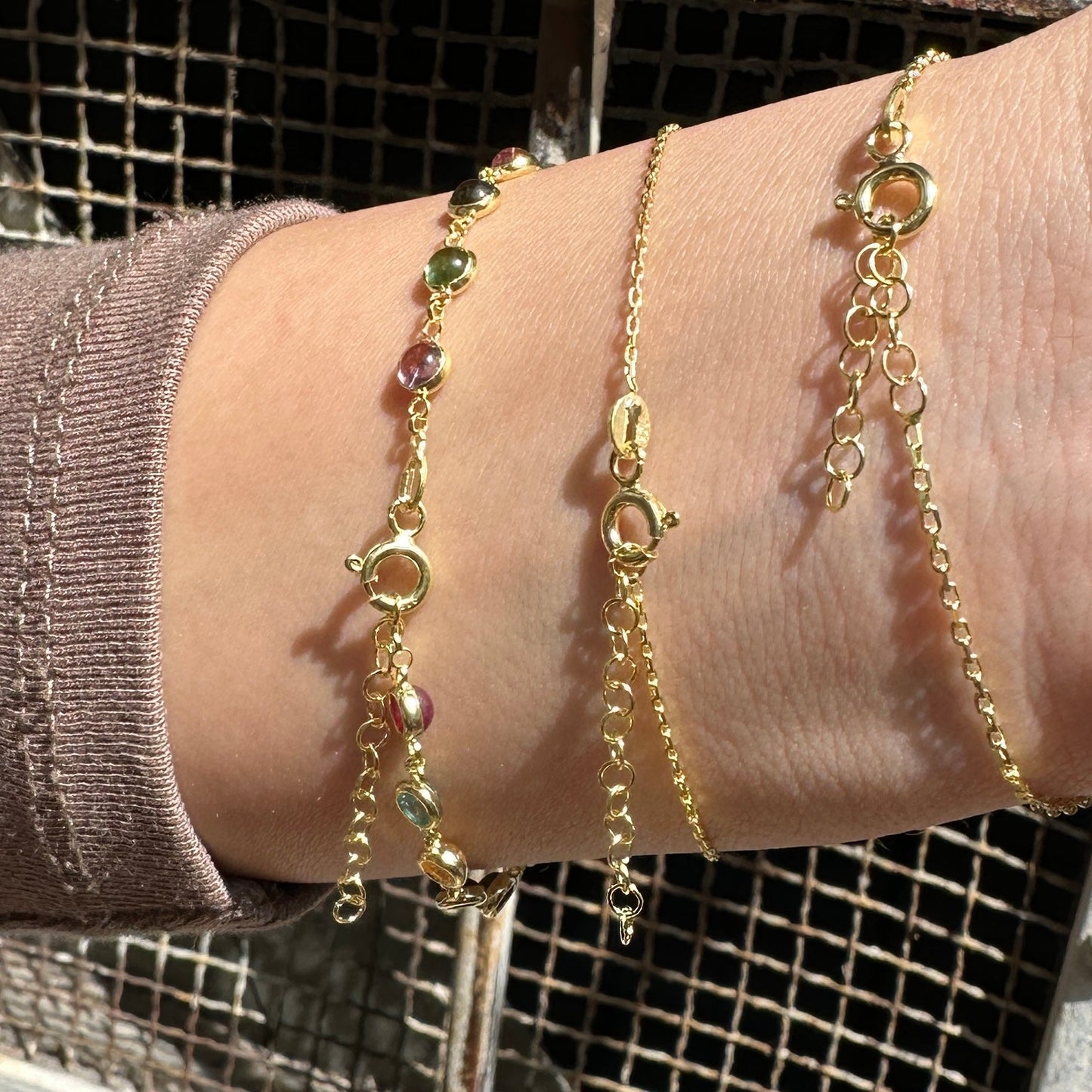 Pearl Moon Handchain