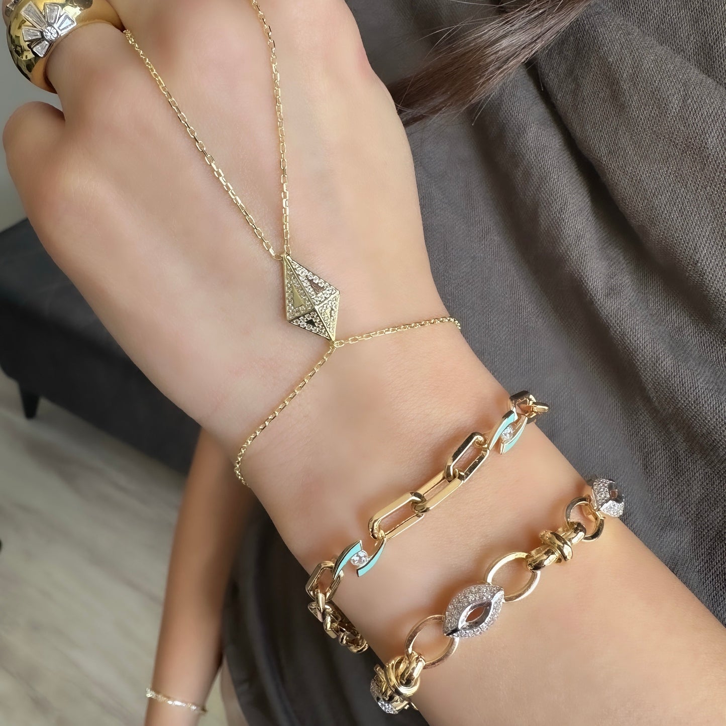 Enamel Design Paperclip Bracelet