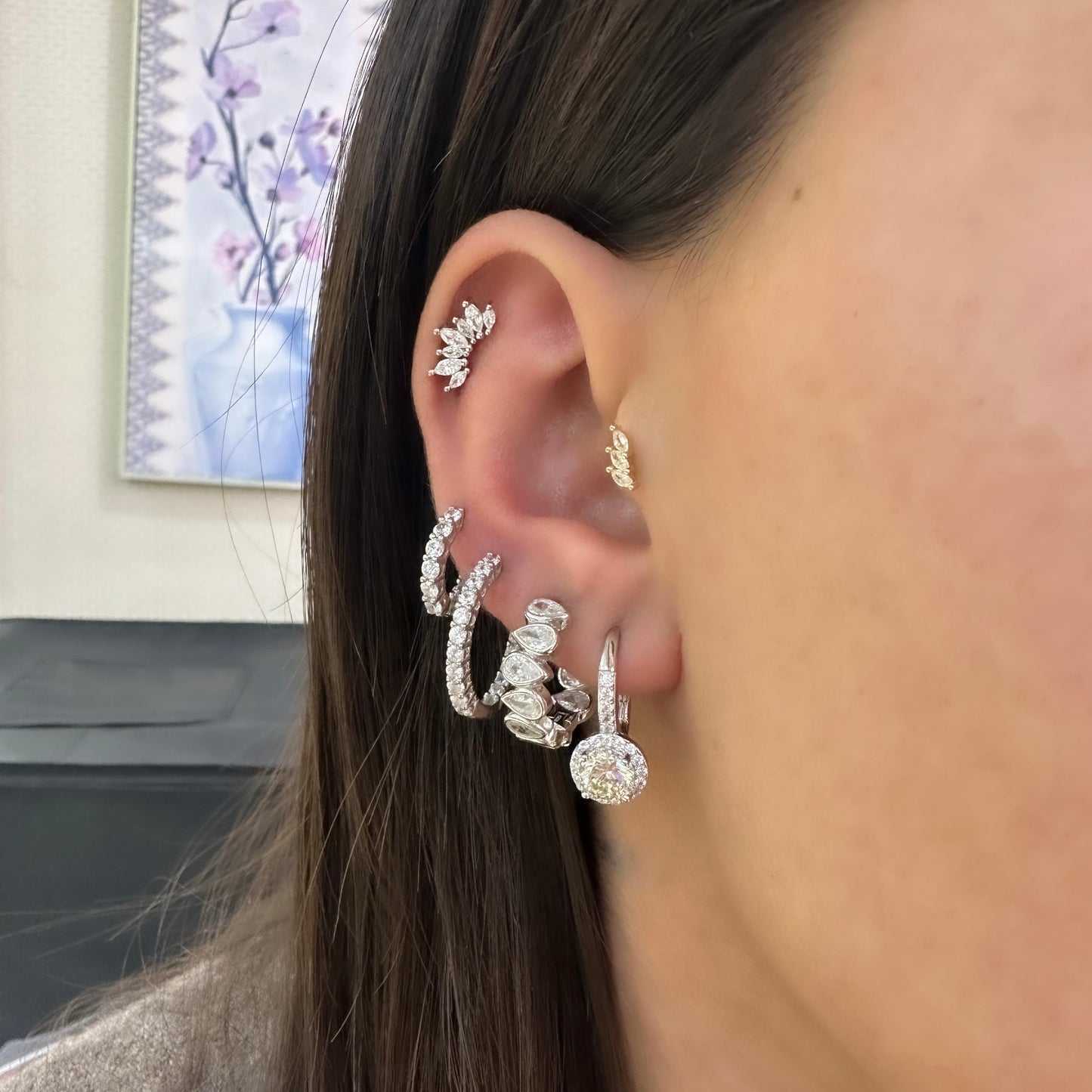 Plastered Model G-Color Earrings