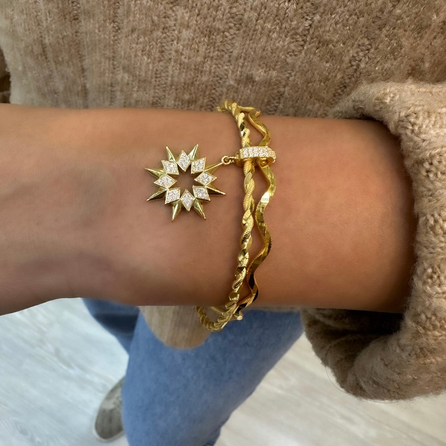 Shiny Star Pendant / Charm