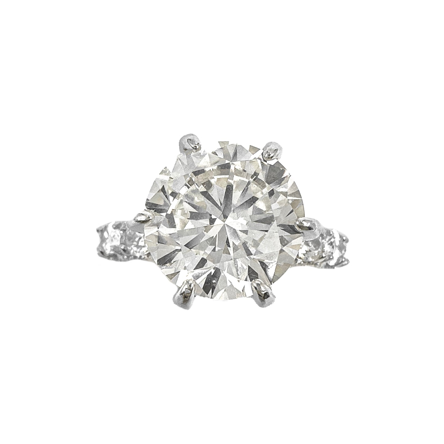 Moissanite Design Solitaire Ring