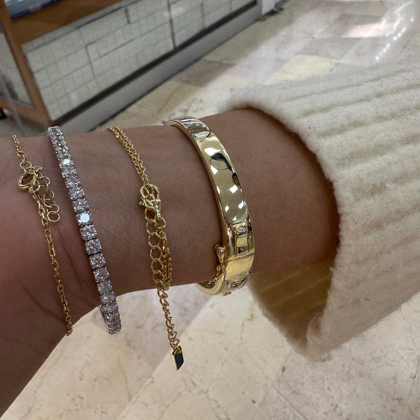 Stone Symbol Model Bracelet