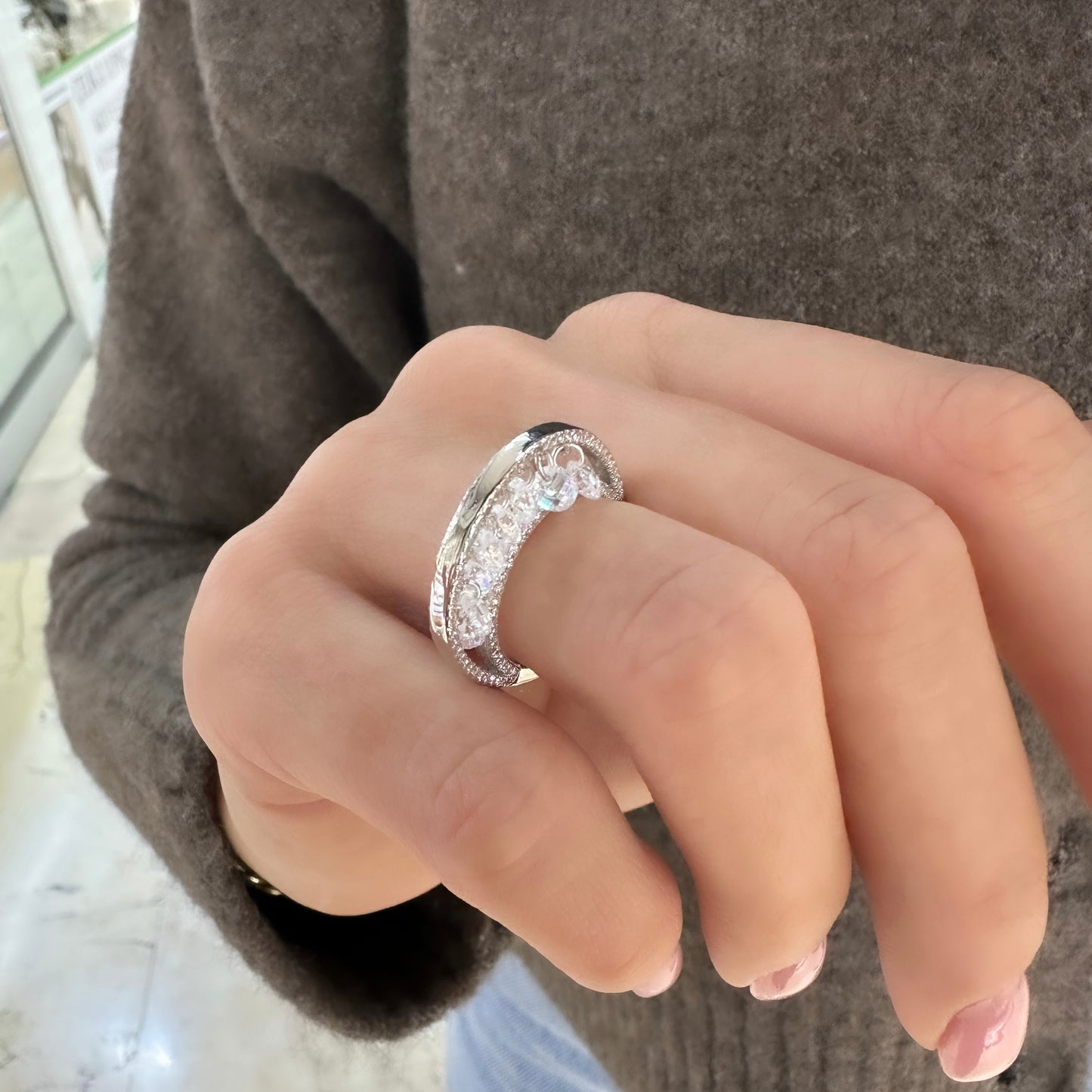 Dangling Stone Ring