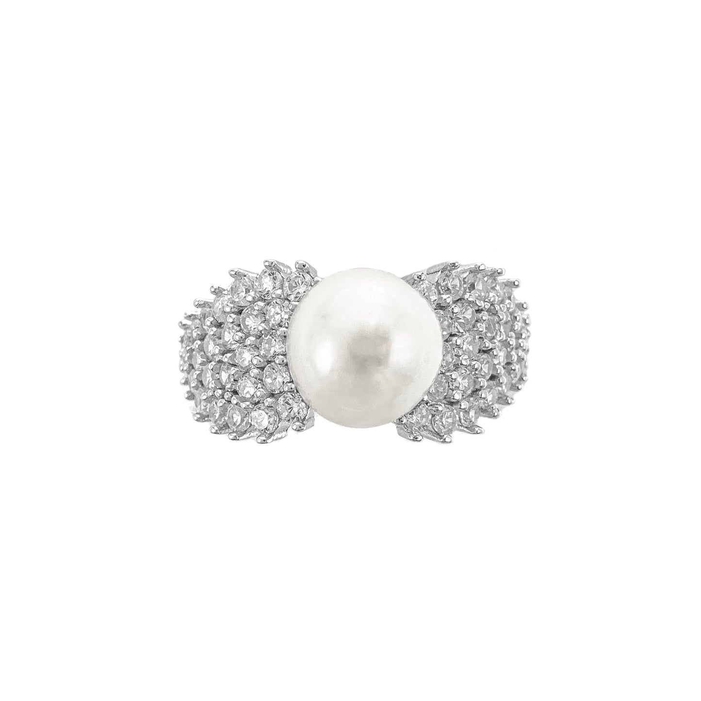 Pearl Ring With Side Stones