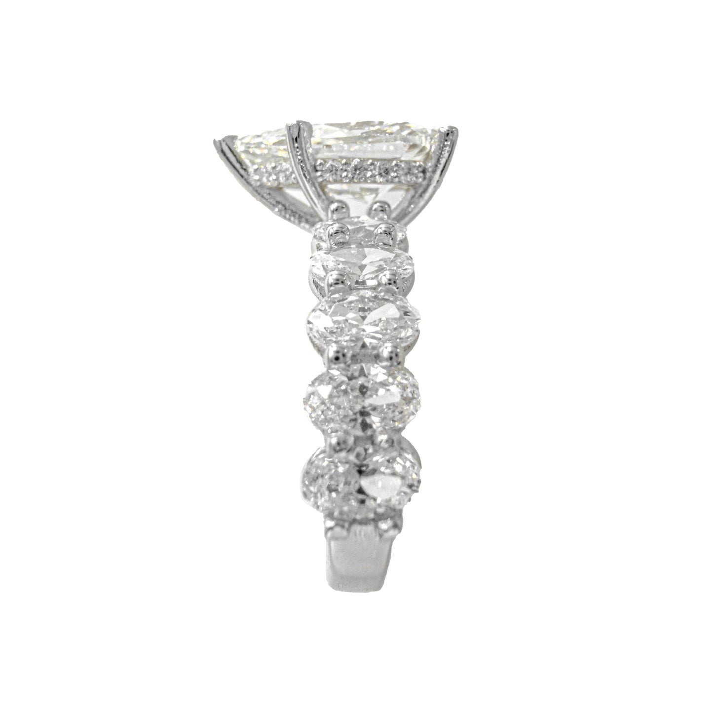 Teardrop Stone Oval G-Color Ring