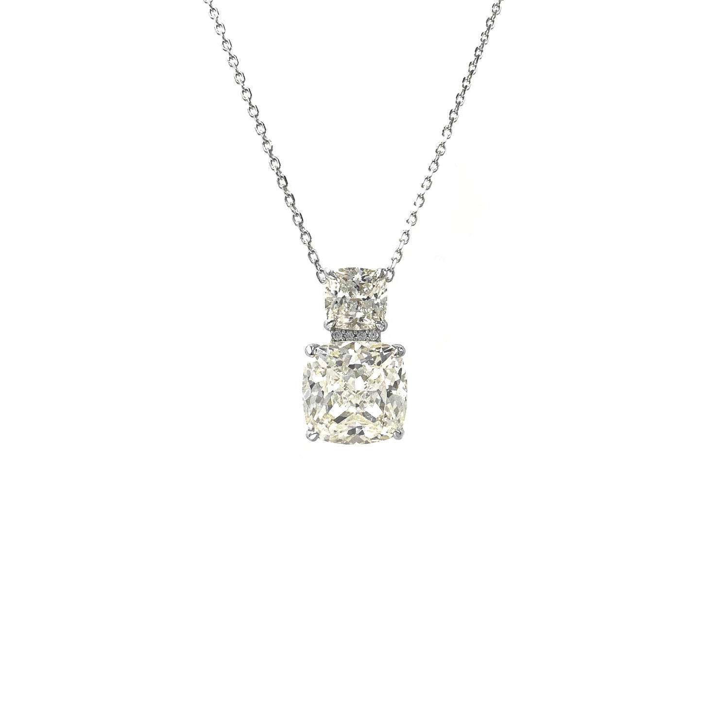 Square Mount G-Color Necklace