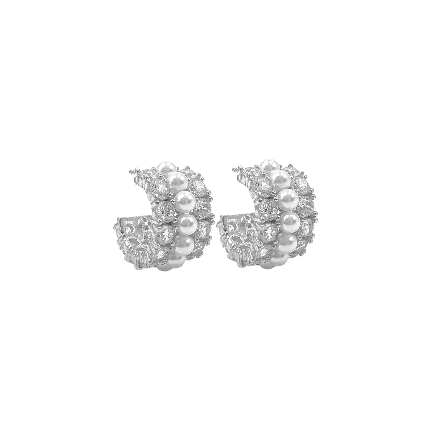 Pearl Vintage Earring