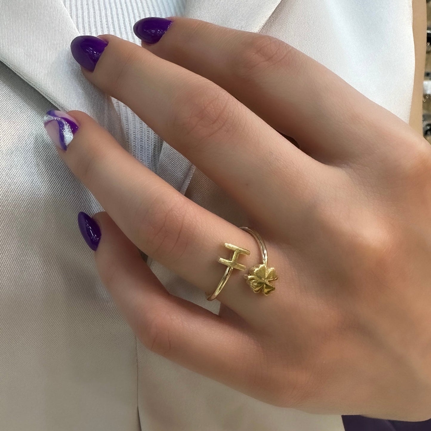 Clover Letter Ring