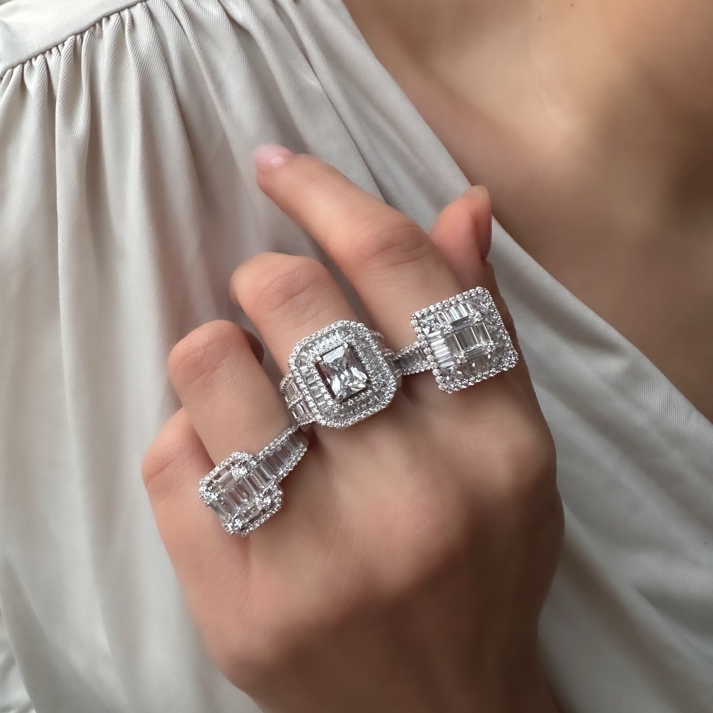 Emeral Cut With Round Sides Ring