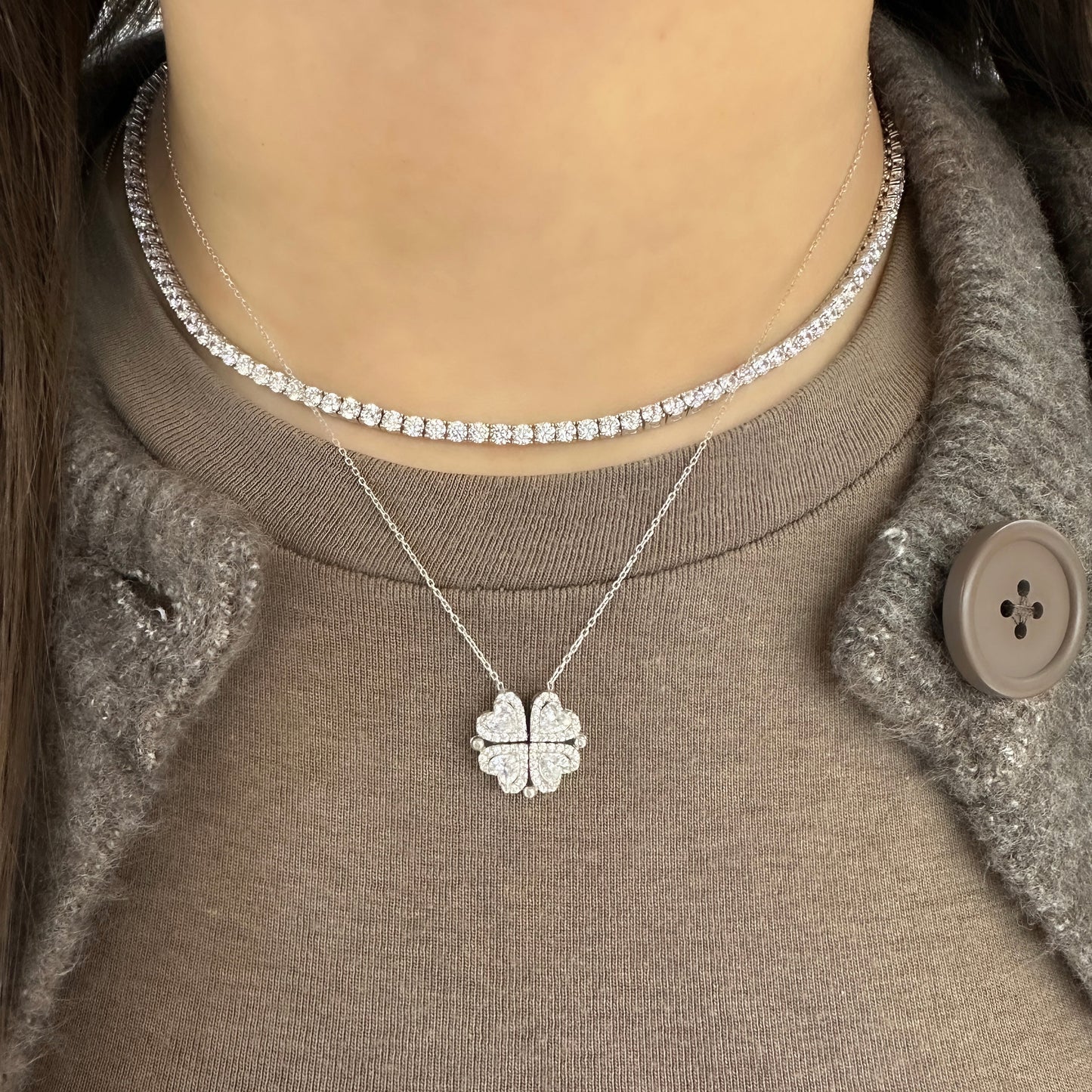 Magnetic Heart Clover Necklace