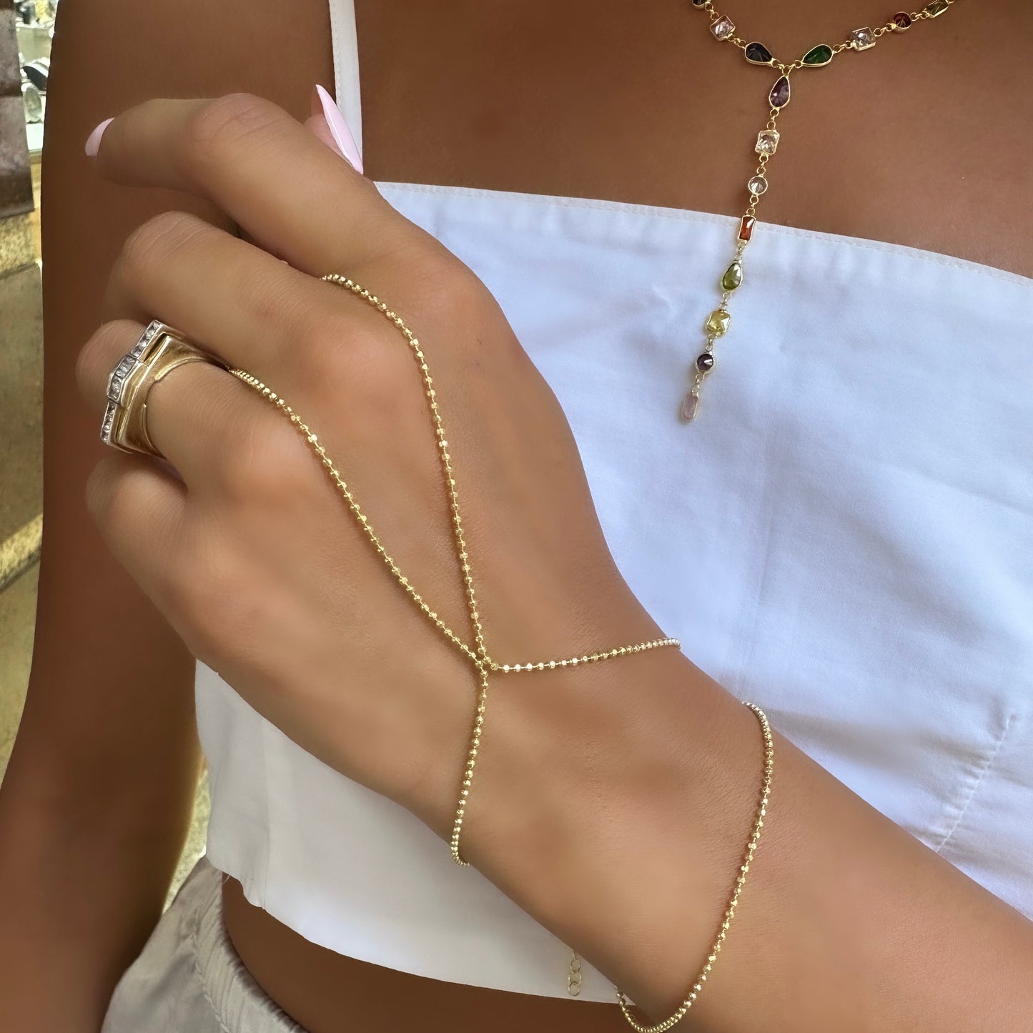 Cube Model Handchain