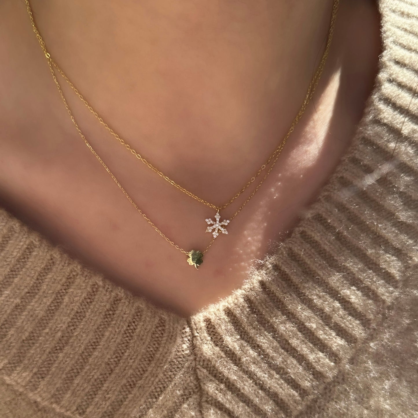 Tiny Clover Necklace