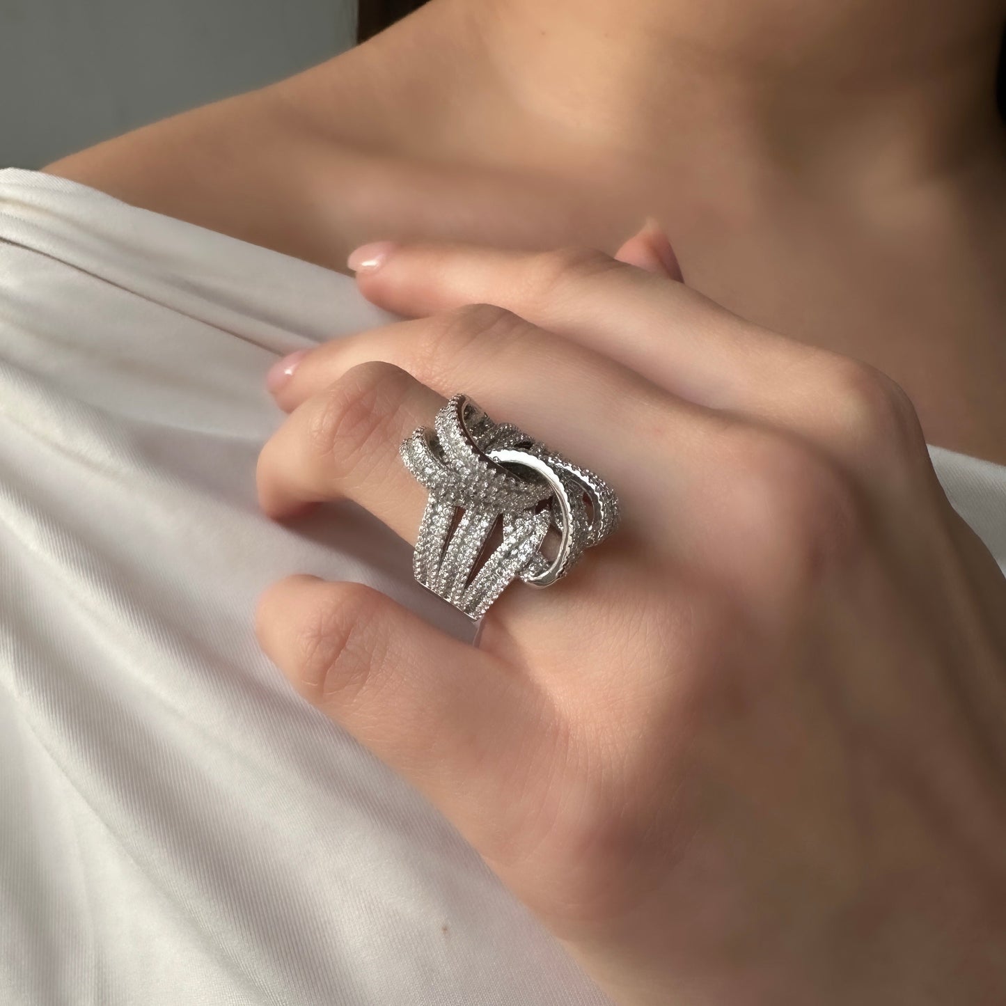 Tie Design Ring