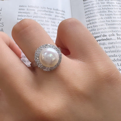 Pearl Ring with Side Stone