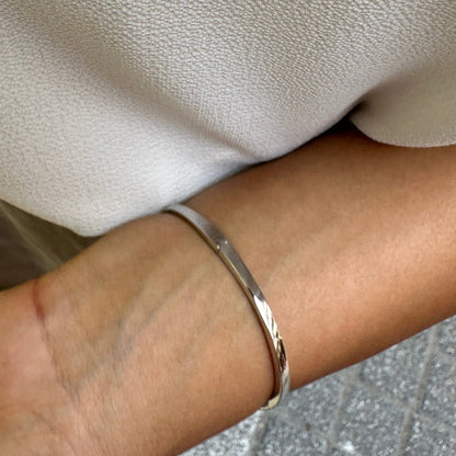 Baguette Stone Design Cuff