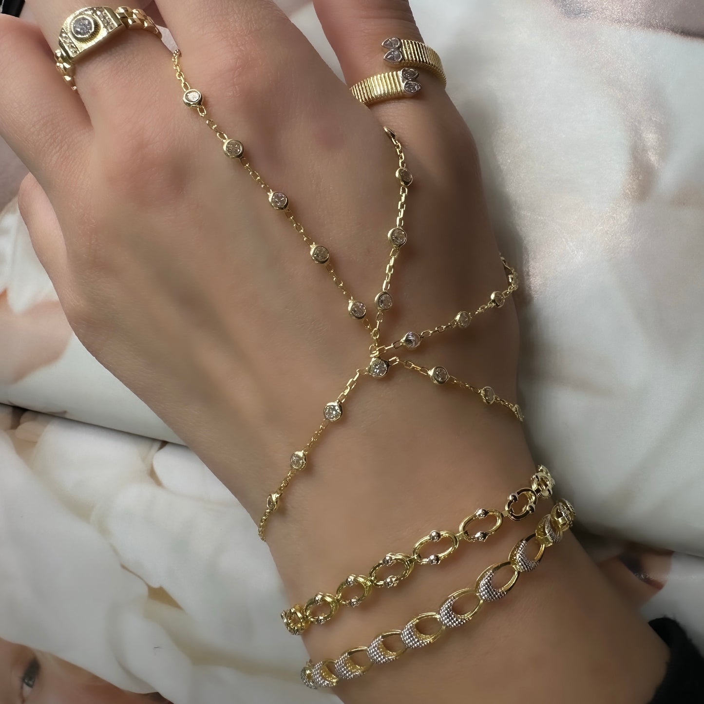 Lupa Point Bracelet