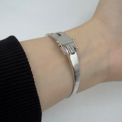 Cross Baguette Clamp