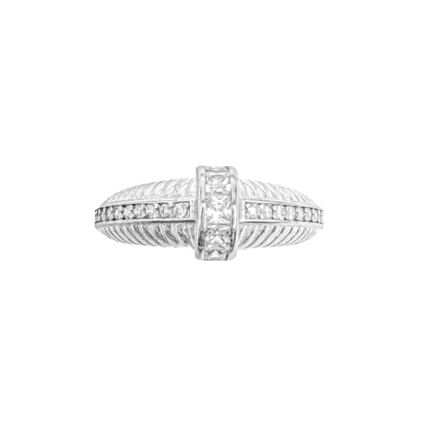 Quillon Ring with Stone