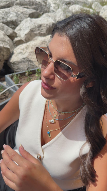 Blue Bead Detailed Green Stone Modern Top Model Chain Necklace