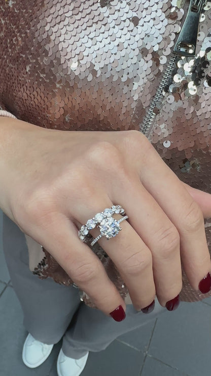 G-Color Solitaire Ring