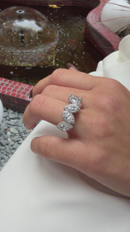 Karo Design Ring