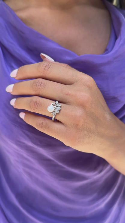 Drop Pearl Ring