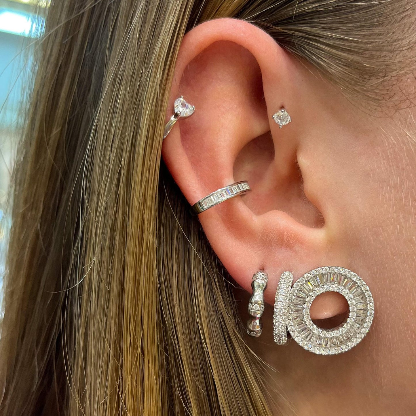 Round Baguette Earring